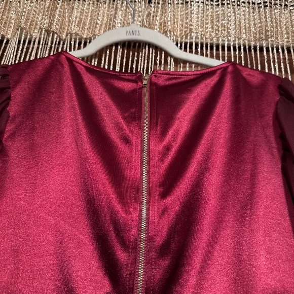 Top - Picture 4 of 5